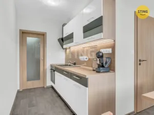 Prodej bytu 3+1, Dobronín, Jarní, 65 m2