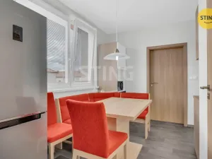 Prodej bytu 3+1, Dobronín, Jarní, 76 m2
