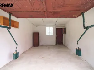Prodej komerční nemovitosti, Měcholupy, 130 m2