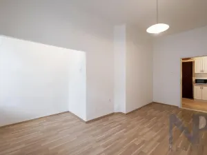 Pronájem bytu 2+kk, Praha - Vinohrady, Boleslavská, 54 m2