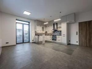 Pronájem bytu 4+kk, Praha - Strašnice, Květnická, 79 m2