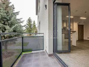 Pronájem bytu 4+kk, Praha - Strašnice, Květnická, 79 m2