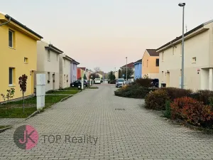 Pronájem rodinného domu, Praha - Uhříněves, Vlárská, 95 m2