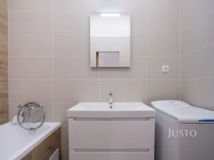 Pronájem bytu 2+kk, Praha, Americká, 46 m2