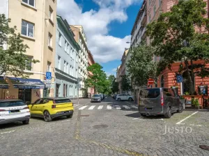 Pronájem bytu 2+kk, Praha, Americká, 46 m2