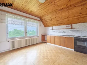 Prodej vícegeneračního domu, Červený Kostelec - Lhota za Červeným Kostelcem, 240 m2