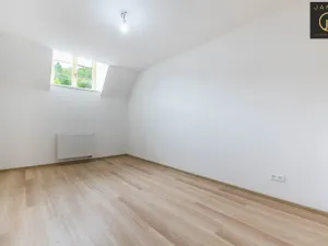 Prodej bytu 2+kk, Jáchymov, náměstí Republiky, 43 m2