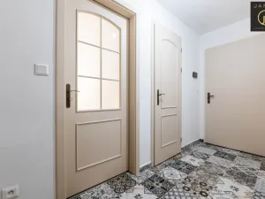 Prodej bytu 2+kk, Jáchymov, náměstí Republiky, 43 m2