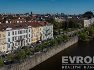 Prodej bytu 2+kk, Praha - Staré Město, Smetanovo nábřeží, 77 m2