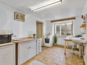 Prodej rodinného domu, Chvaletice, 309 m2