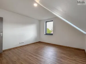 Pronájem rodinného domu, Dubí, Zahradní, 160 m2