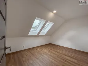 Pronájem rodinného domu, Dubí, Zahradní, 160 m2