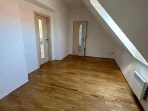 Pronájem bytu 2+kk, Praha - Žižkov, Štítného, 6 m2