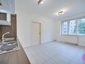 Pronájem bytu 2+kk, Olomouc, Dukelská, 47 m2