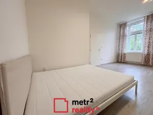 Pronájem bytu 1+kk, Olomouc, Dobrovského, 50 m2