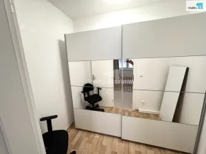 Pronájem bytu 2+kk, Praha - Jinonice, U kříže, 63 m2