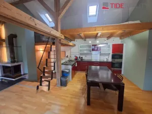 Pronájem bytu 2+kk, Praha, Šeříková, 114 m2