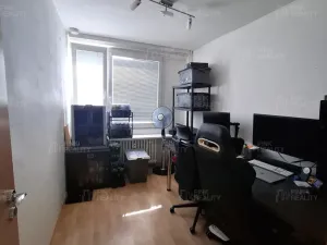 Pronájem bytu 3+1, Hradec Králové, Na Kotli, 55 m2