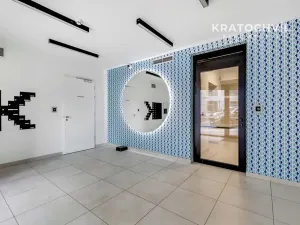 Prodej bytu 2+kk, Praha - Smíchov, Grafická, 70 m2