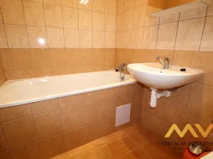 Pronájem bytu 1+kk, Hradec Králové - Nový Hradec Králové, Hlavní, 25 m2