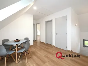 Pronájem rodinného domu, Praha - Holyně, Za Knotkem, 79 m2