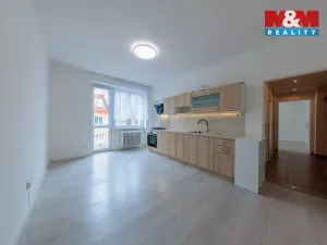 Pronájem bytu 2+1, Karlovy Vary - Drahovice, Vítězná, 60 m2