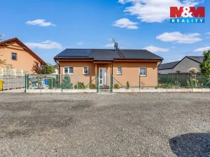 Prodej rodinného domu, Bavoryně, 74 m2