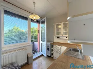 Prodej bytu 3+1, Týn nad Vltavou, Komenského, 64 m2