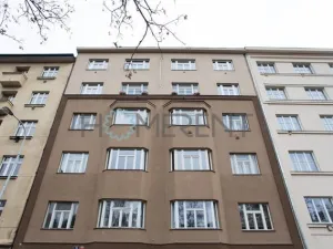 Pronájem bytu 1+kk, Praha - Nusle, Sekaninova, 35 m2