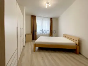 Pronájem bytu 3+kk, Praha, Pod radnicí, 75 m2