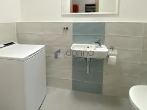 Pronájem bytu 3+kk, Praha, Pod radnicí, 75 m2