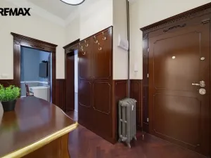 Prodej bytu 3+kk, Karlovy Vary, nábřeží Jana Palacha, 63 m2