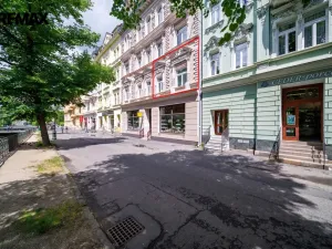 Prodej bytu 3+kk, Karlovy Vary, nábřeží Jana Palacha, 63 m2