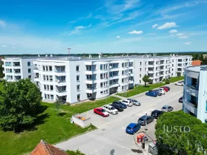 Prodej bytu 3+kk, Třeboň, U Francouzů, 78 m2