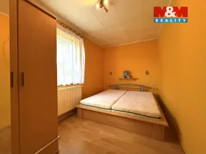 Prodej atypického bytu, Měšice, U školky, 118 m2