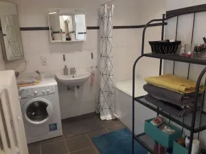 Pronájem bytu 1+kk, Praha - Žižkov, U kněžské louky, 35 m2