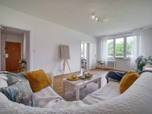 Pronájem bytu 2+1, Klášterec nad Ohří - Miřetice u Klášterce nad Ohří, Jana Ámose Komenského, 60 m2