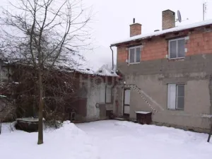 Prodej zemědělské usedlosti, Lužice, 118 m2