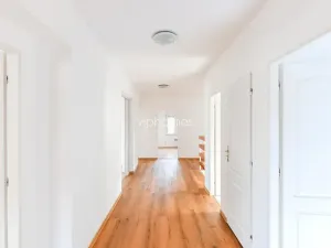 Pronájem vily, Praha - Nebušice, V březinkách, 365 m2