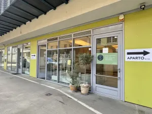 Pronájem obchodního prostoru, Praha - Karlín, Křižíkova, 19 m2