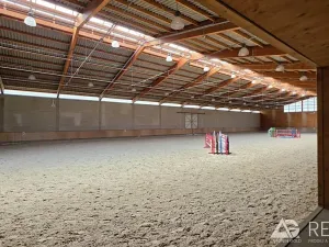 Prodej zemědělského objektu, Úžice, 5128 m2