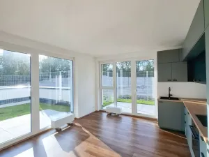 Pronájem bytu 2+kk, Praha - Vysočany, Pod Harfou, 45 m2