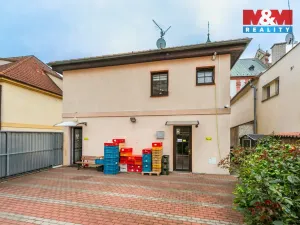 Pronájem obchodního prostoru, Bor, náměstí Republiky, 85 m2