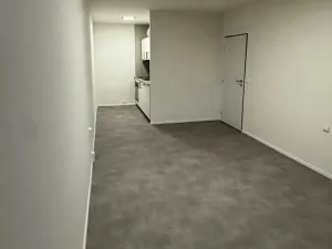 Pronájem bytu 2+kk, Praha - Kobylisy, Rajmonova, 51 m2