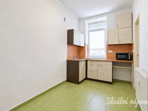 Pronájem bytu 1+1, Brno - Židenice, Porhajmova, 35 m2