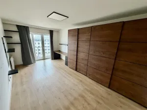Pronájem bytu 2+kk, Praha - Libeň, Chlumčanského, 95 m2