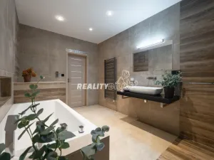 Prodej bytu 3+kk, Praha - Vinohrady, Jičínská, 99 m2