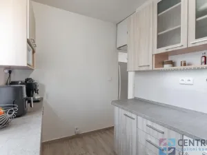 Pronájem bytu 2+1, Praha - Strašnice, Nad vodovodem, 51 m2