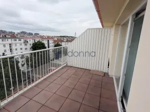 Pronájem bytu 1+kk, Praha, Hartigova, 25 m2
