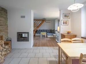 Prodej rodinného domu, Hostín, 204 m2